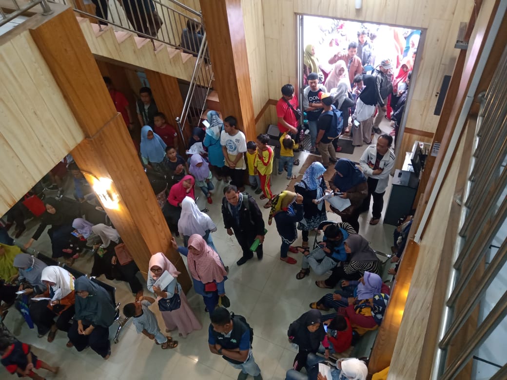 Disdukcapil Purwakarta Kebanjiran Pemohon KTP Anak