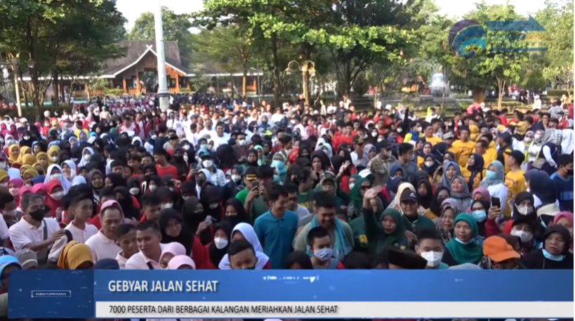 GEBYAR JALAN SEHAT PURWAKARTA, SISWA SMPN 3 PURWAKARTA MENDAPATAKAN DOORPRIZE SEPEDA MOTOR