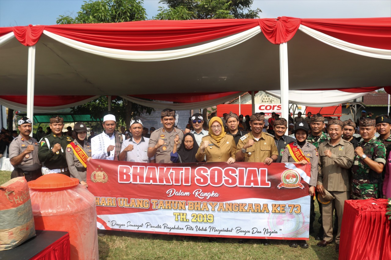 Pesta Rakyat Tiga Pilar Meriahkan Hut Bhayangkara ke 73 Di Purwakarta