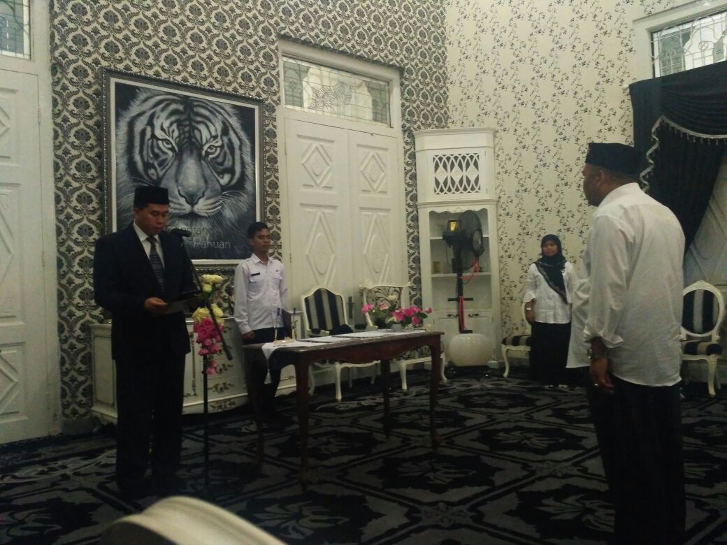 Tancap Gas, Penjabat Bupati Purwakarta Langsung Lantik Sekretaris Daerah