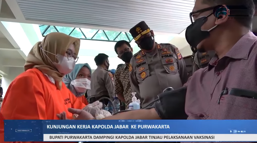 KUNJUNGAN KERJA KAPOLDA JAWABARAT TINJAU VAKSINASI DI KAWASAN INDUSTRI BIC