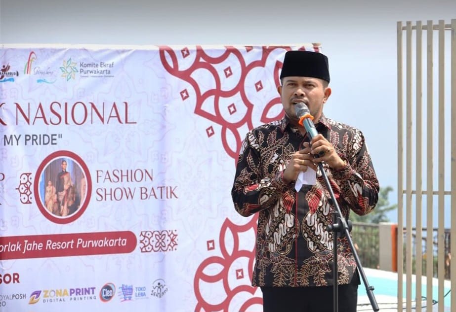Abang Ijo Buka Workshop Membatik dan Lomba Fashion Show Batik di Purwakarta