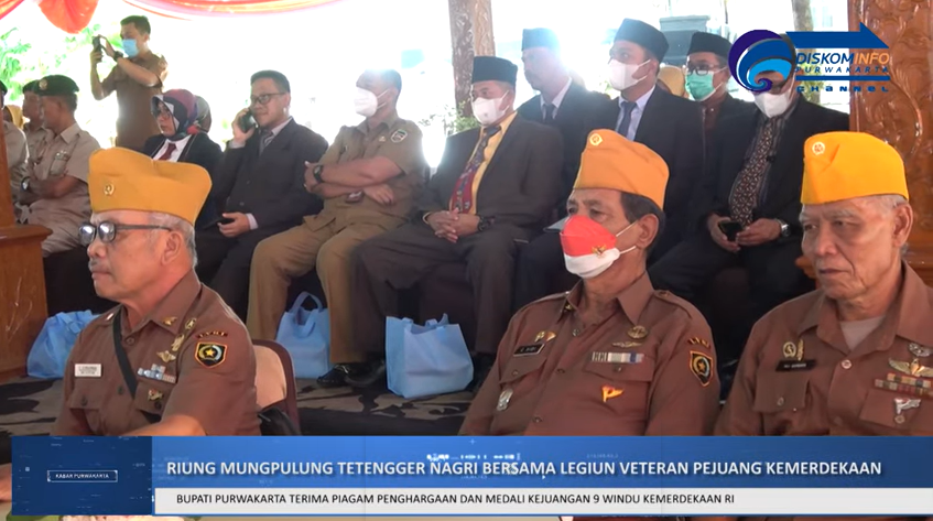 BUPATI PURWAKARTA TERIMA MEDALI KEJUANGAN 9 WINDU KEMERDEKAAN RI