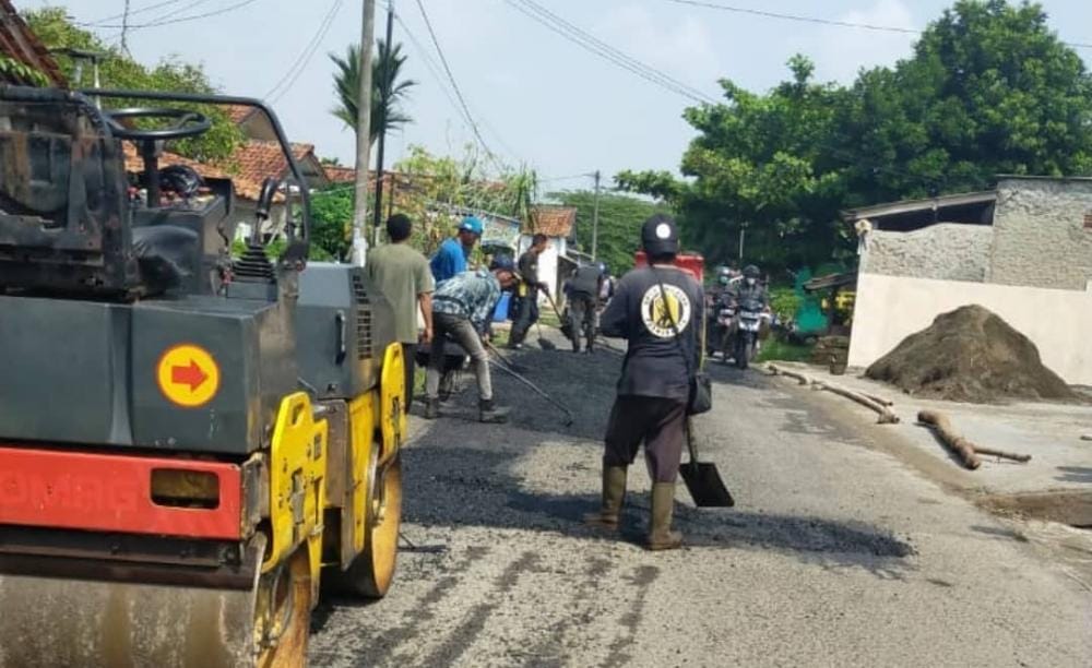 DPUBPM Purwakarta Tuntaskan 13,5 Kilometer Peningkatan Jalan