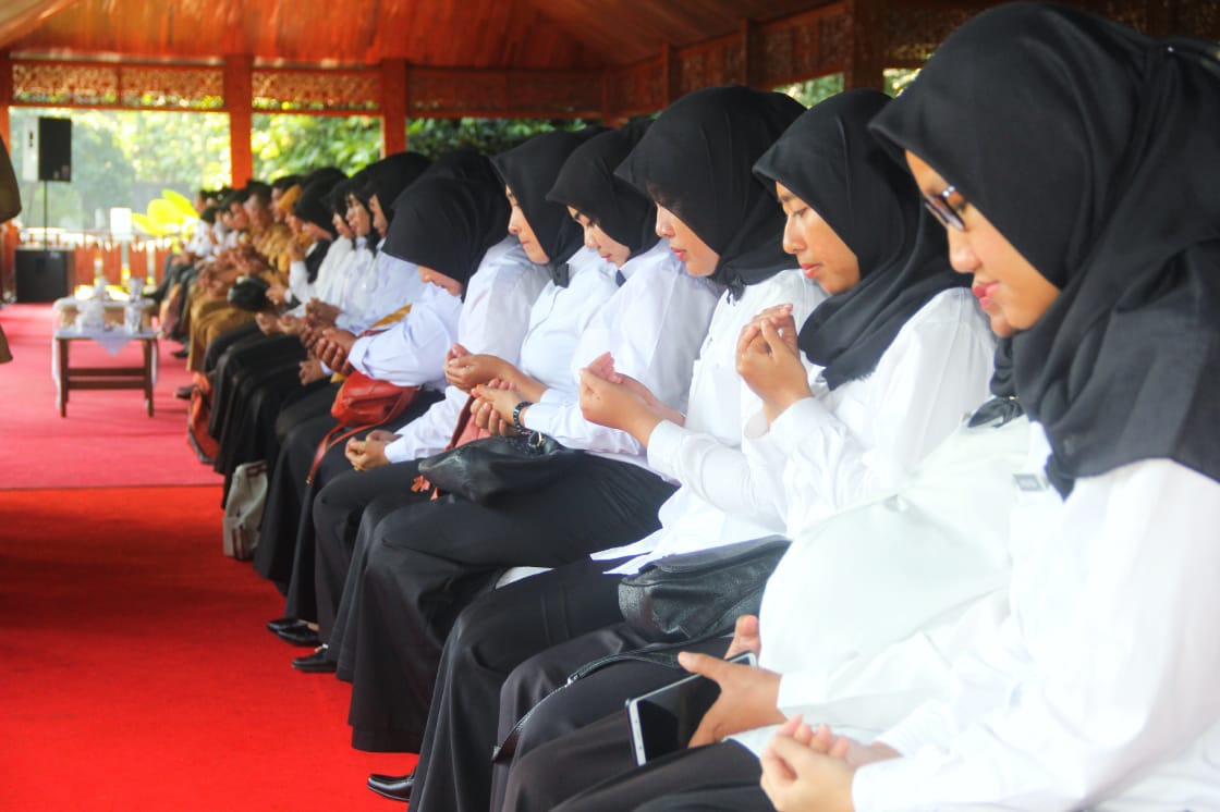 303 CPNS Purwakarta Terima SK Disiplin dan Profesional Bekerja