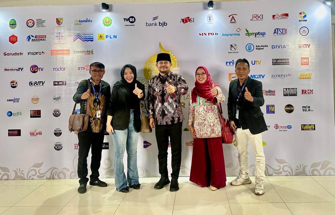 Radio Pro FM Purwakarta: Raih Nominasi Anugerah Penyiaran KPID Jabar dengan Program Desa Wisata