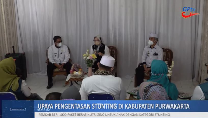 PEMKAB PURWAKARTA BERI 1000 PAKET BERAS NUTRI ZINC UNTUK ANAK DENGAN KATEGORI STUNTING