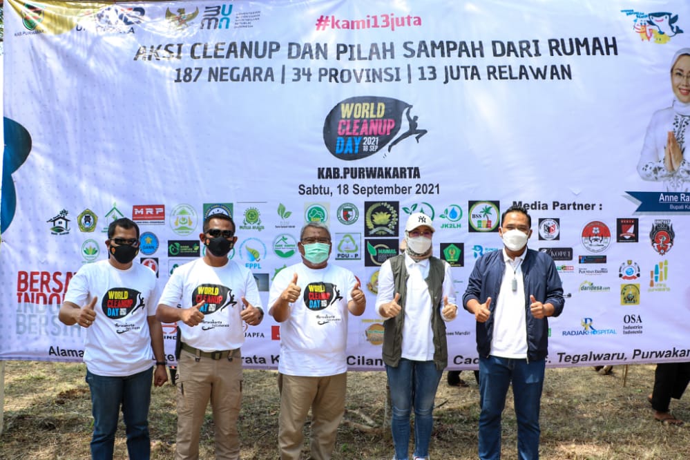 World Cleanup Day, Pemkab Purwakarta Gelar Gerakan Pilah Sampah dari Rumah