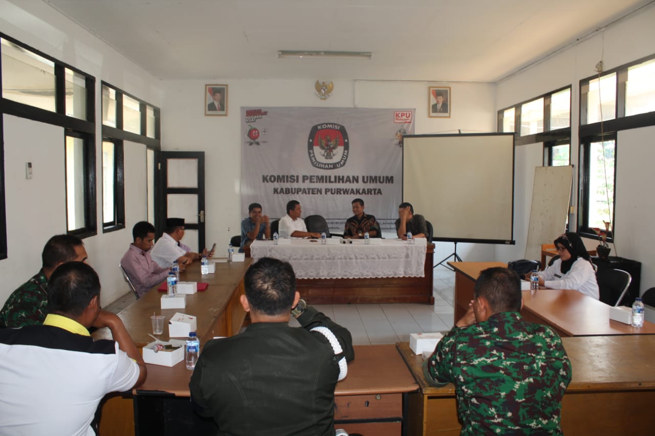 Diskominfo Purwakarta Pasang CCTV Di Gudang Logistik Pemilu KPUD Purwakarta