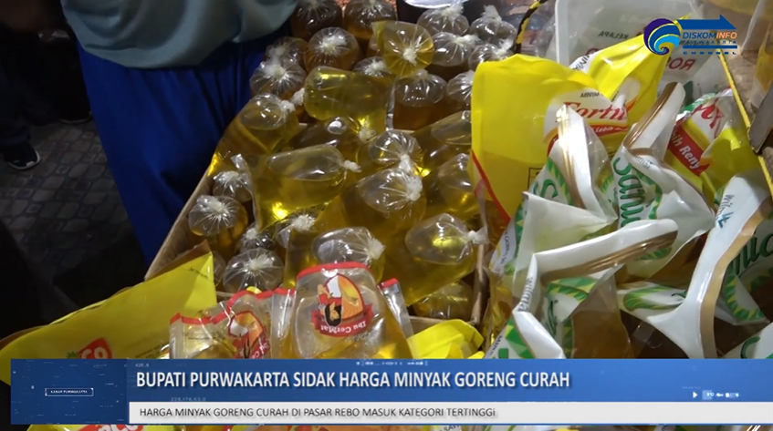 HARGA MINYAK GORENG CURAH MASIH TINGGI, BUPATI PURWAKARTA SIDAK KE PASAR REBO
