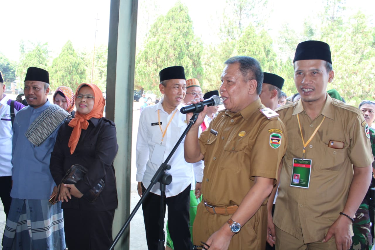 Di Purwakarta, Mobil Plat Merah Dijadikan Antar Jemput Jamaah Haji