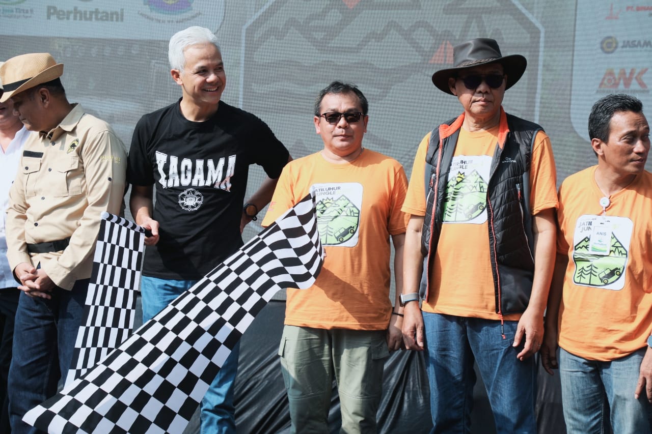 Penjabat Bupati Purwakarta Lepas Peserta Offroad Kagama 4x4 Jatiluhur Jungle Rush 2024