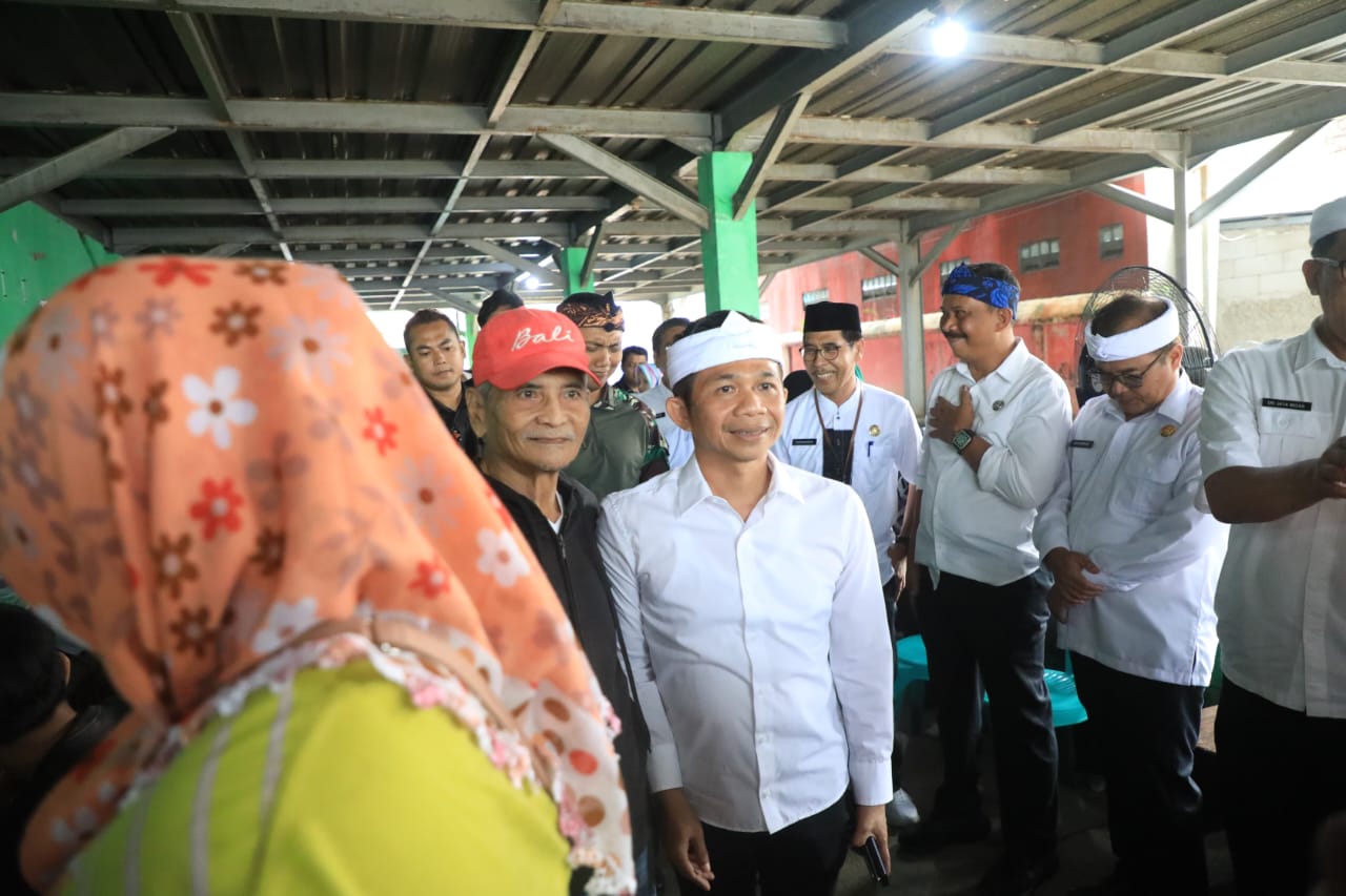 Pelayanan Publik Keliling Pemkab Purwakarta: Kemudahan Akses Layanan bagi Masyarakat Desa