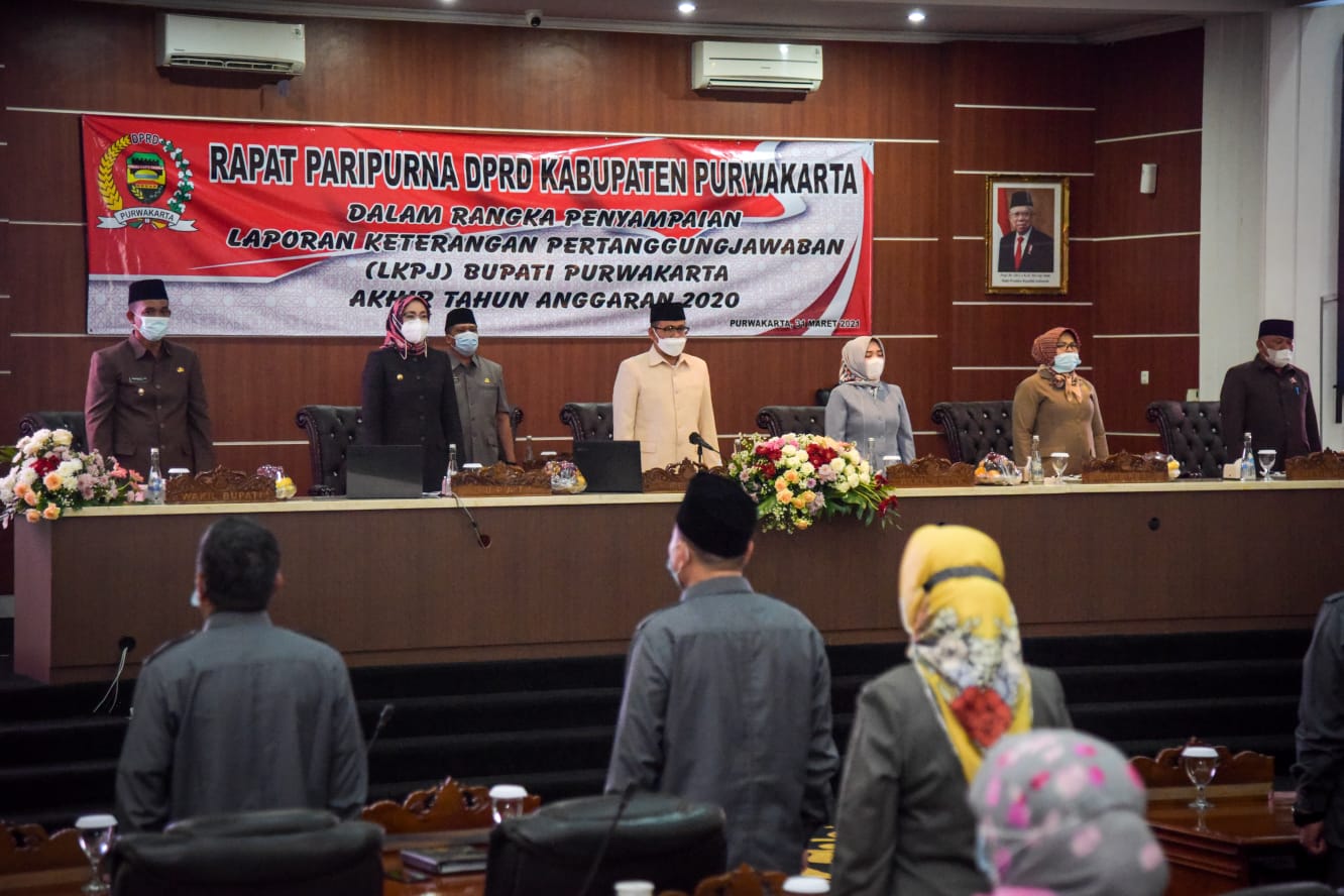 Bupati Purwakarta Sampaikan LKPJ 2020