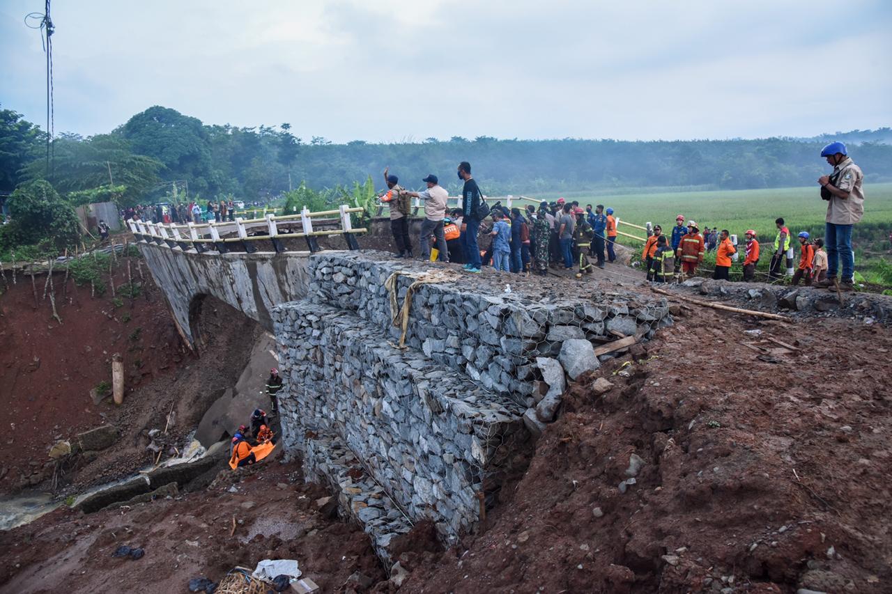 Ambu Anne Lakukan Langkah Cepat Terkait Rubuhnya Jembatan Bodeman