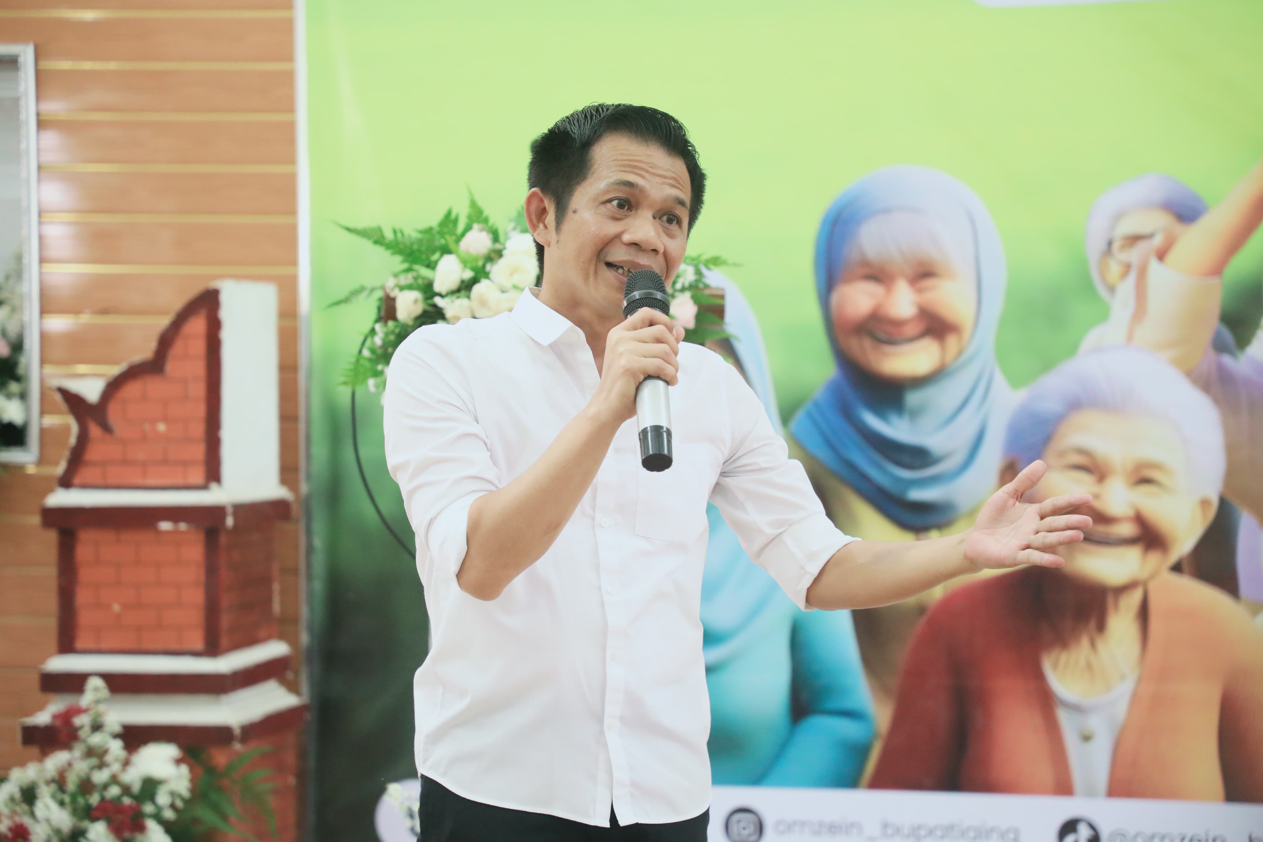 Kado 54 Tahun KDM, Om Zein Persembahkan 1000 Indung Asuh