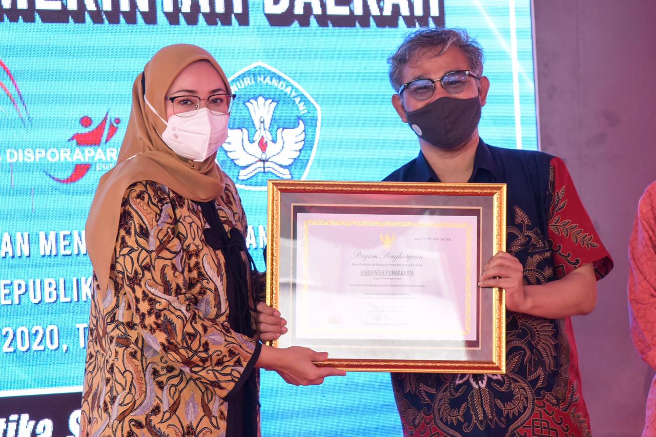 Kado Akhir Tahun, Purwakarta Raih AKI dari Kemendikbud