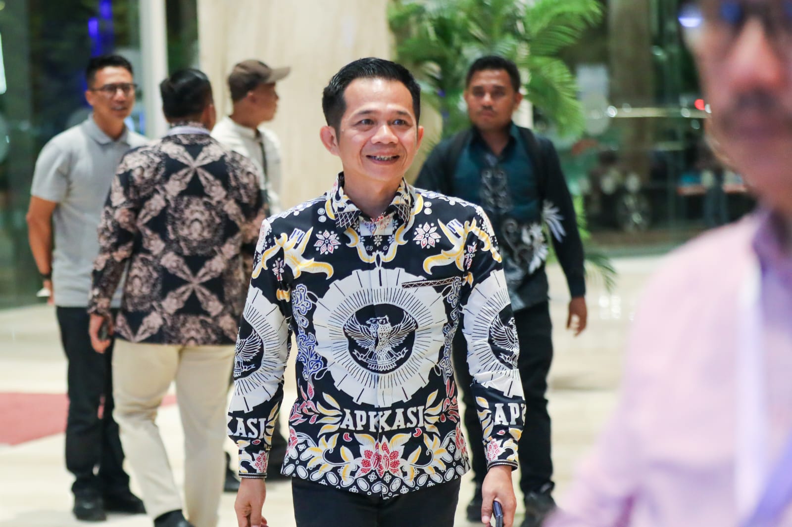 Om Zein Ajak Seluruh ASN, Masyarakat Hingga Perusahaan untuk Segera Mutasi Kendaraannya ke Plat Purwakarta