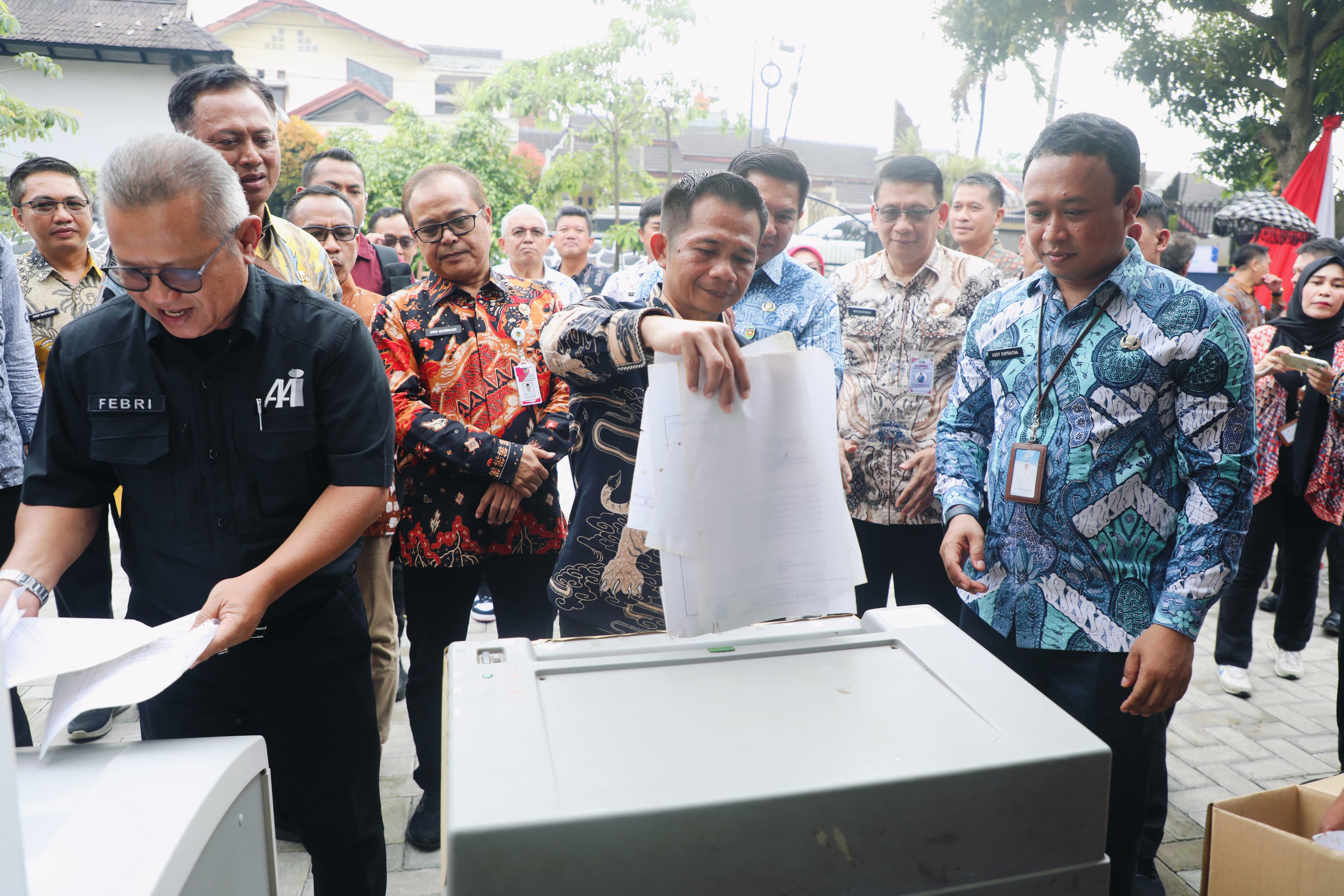 Pemusnahan Arsip di Purwakarta: Menjaga Sejarah, Membuka Ruang