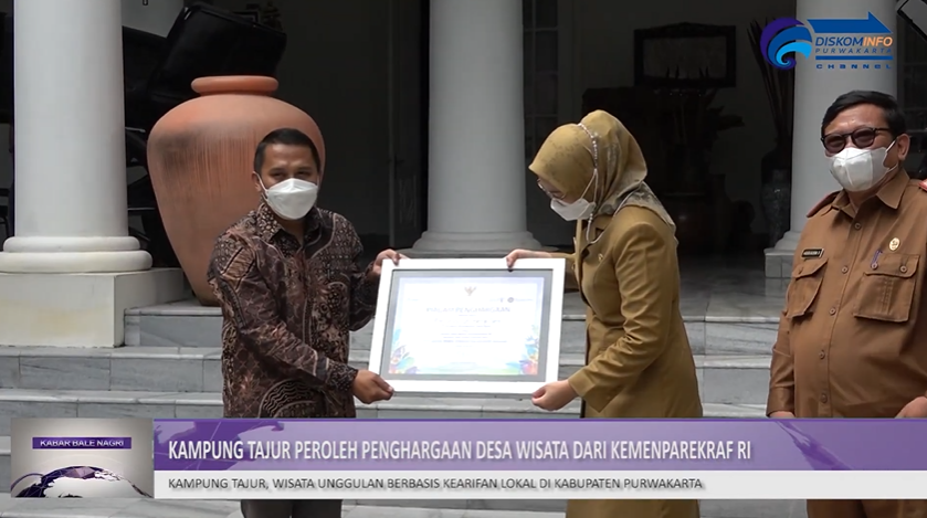 KAMPUNG TAJUR PEROLEH PENGHARGAAN DESA WISATA DARI KEMENPAREKRAF RI