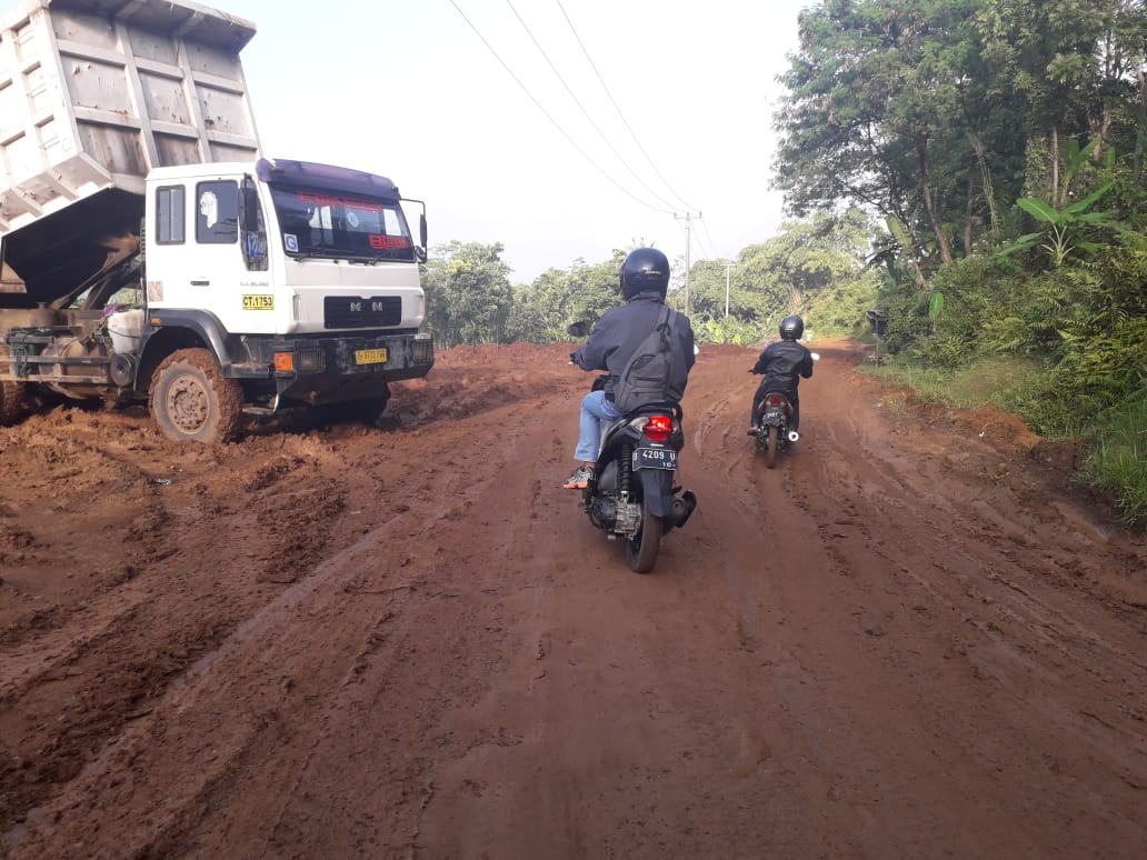 Pemkab Purwakarta Tegur Pengembang Proyek Kereta Cepat